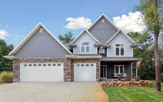 69028 Cody Dr, Edwardsburg, MI 49112
