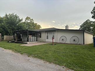 24 Lakeshore Dr, Adair, OK 74330