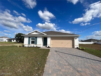 2911 NW 9th Ave, Cape Coral, FL 33993
