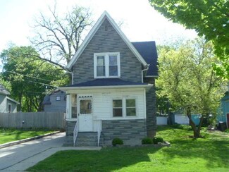 127 Hill Ave, Elgin, IL 60120