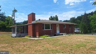 13601 Seasons Ave, Cumberland, MD 21502