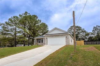 804 George C Wallace Dr, Enterprise, AL 36330