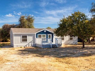 22992 Trumbo Rd, San Antonio, TX 78264
