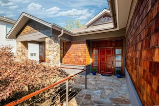 3118 Edgerstoune Ln, Little Rock, AR 72205