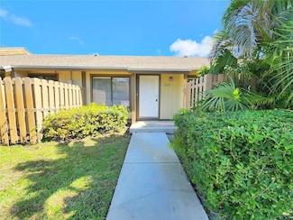 21127 NE 5th Place, Miami, FL 33179