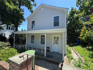 307 W Broadway, Port Jefferson, NY 11777