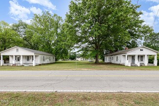 209 E Pine St, Selma, NC 27576