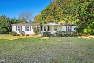 88 Henry Baker Rd, Zebulon, NC 27597