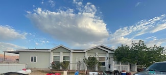 13 Red Hawk Rd, Williamsburg, NM 87942