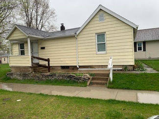 1422 Milburn Blvd, Mishawaka, IN 46544