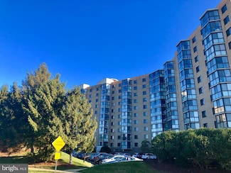 3310 N Leisure World Blvd, Silver Spring, MD 20906