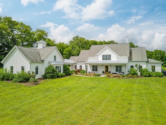 1208 Mooresville Pike, Columbia, TN 38401