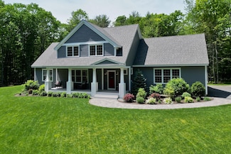 127 Exeter Rd, North Hampton, NH 03862