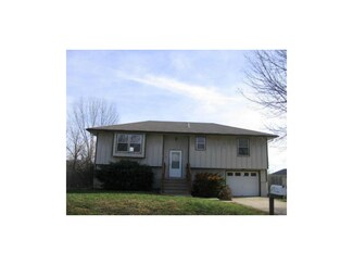 513 S Truman Rd, Archie, MO 64725
