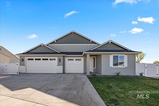 815 Spy Glass St, Payette, ID 83661