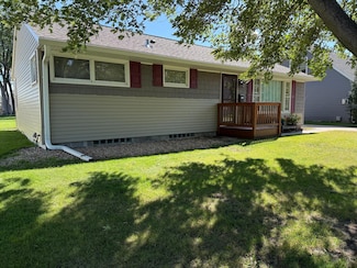 530 Elm St N, Sauk Centre, MN 56378