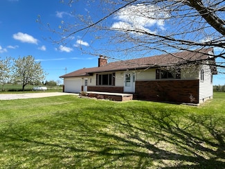 6870 N Spruce Rd, Spruce, MI 48762