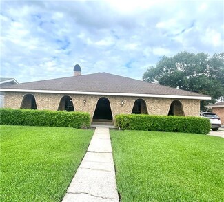 1120 Saint Michael Dr, Harvey, LA 70058