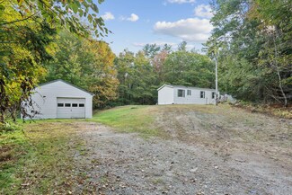 42 Mackenzie Ln, Woolwich, ME 04579