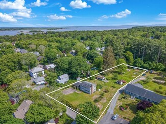 10 Briggs Ln, Marion, MA 02738