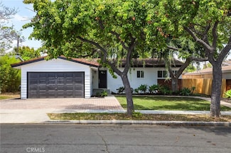 3023 Royce Ln, Costa Mesa, CA 92626