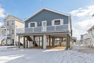 144 Flamingo Rd, Tuckerton, NJ 08087