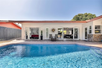 1833 NE 46th St, Fort Lauderdale, FL 33308