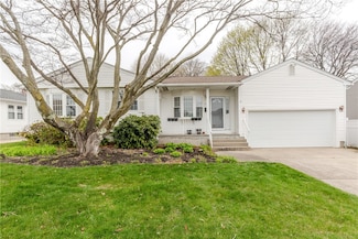 42 Batcheller Ave, Providence, RI 02904