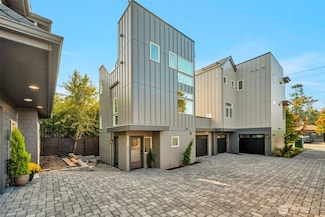 5640 49th Ave SW, Seattle, WA 98136