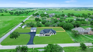25 Pear Tree Ln, Collinsville, TX 76233