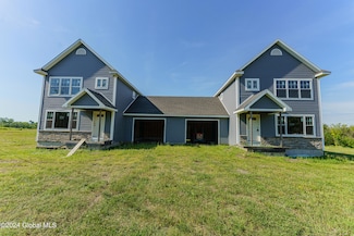 27-29 Pulcher Ave, Hudson, NY 12534