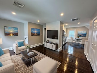 10 Highland Ave Unit 2, Beverly, MA 01915