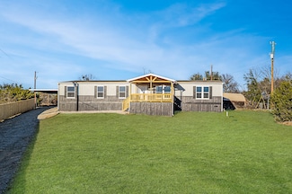 817 Highland Cir, Springtown, TX 76082