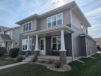 1438 Thoreau Dr, Sun Prairie, WI 53590