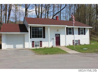 8 Columbia Cir, Mohawk, NY 13407