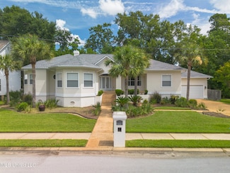 416 Caribe Place N, Gulfport, MS 39507