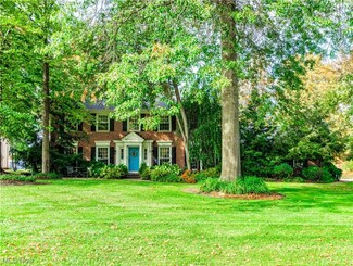 3498 Bancroft Rd, Fairlawn, OH 44333