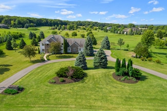W4344 Carl Dr, Fond Du Lac, WI 54937