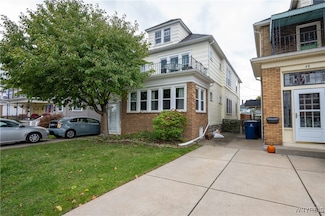 46 Cunard Rd, Buffalo, NY 14216