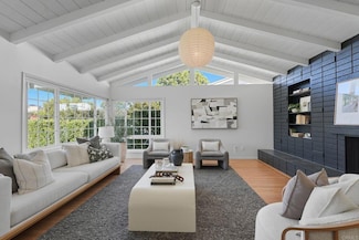 1501 Chatsworth Blvd, San Diego, CA 92107