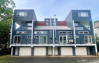 324 Harvard St Unit 2C, Cambridge, MA 02139
