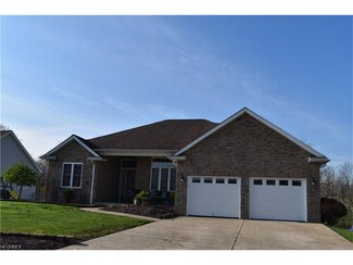 46070 Country Lake Dr, Saint Clairsville, OH 43950