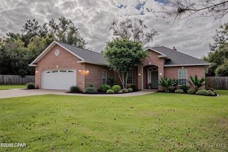 3425 Maplewood Ct, Marianna, FL 32446