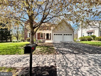 34 Ironwood Dr, Collegeville, PA 19426