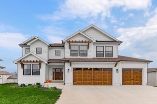 1817 SW Sage Canyon Rd, Lee's Summit, MO 64082
