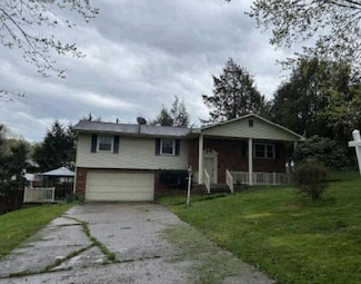 410 Crestridge Dr, Greensburg, PA 15601