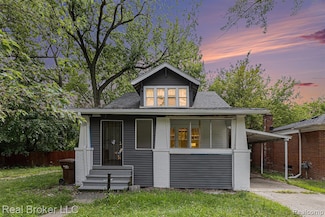 27305 Norfolk St, Inkster, MI 48141