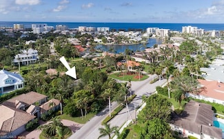 440 Mooring Line Dr, Naples, FL 34102