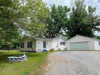 5 Sloan Ln, Benton, KY 42025
