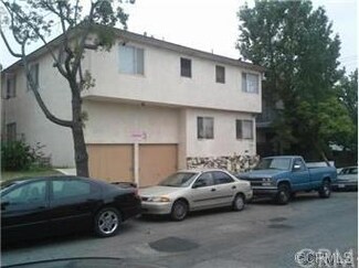 2210 Locust Ave, Long Beach, CA 90806